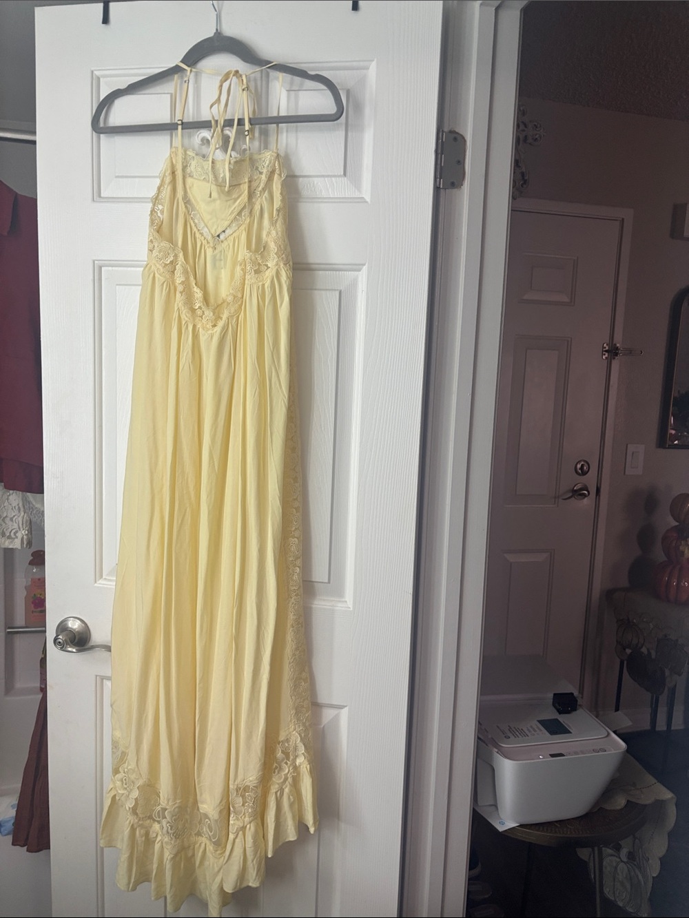Dress - Picture 3 of 3